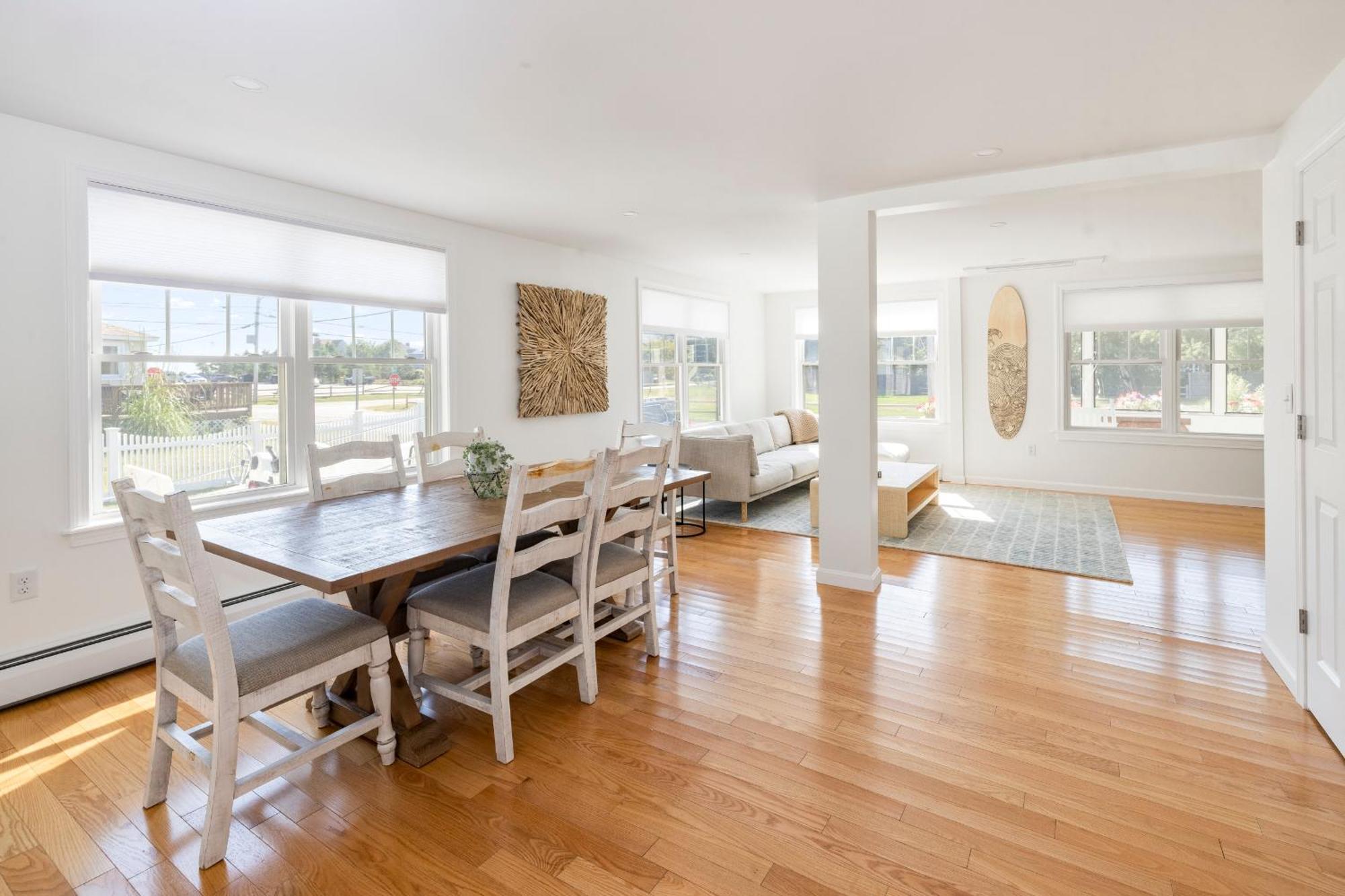 Pine Point Beach House With Deck, Fire Pit & Porch Scarborough Bagian luar foto